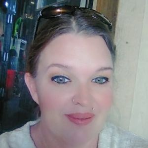 Meet your Posher, Aja